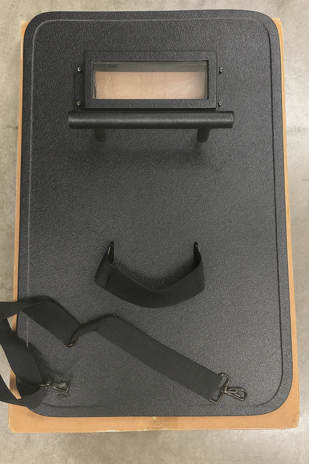 Level III+ Lightweight Shield with viewport (35x20)