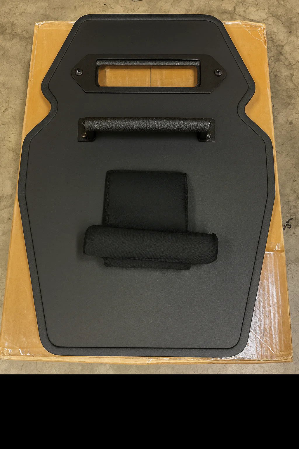 Level III Lightweight Ballistic Shield w/ Viewport – Peanut Shape, Flat (20x30) - VectorShields